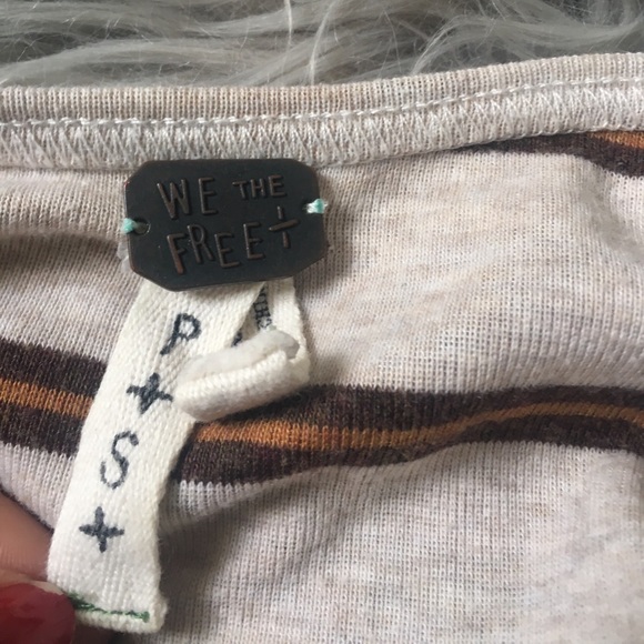 ✨SALE✨ FREE PEOPLE quarter length sleeve shirt - Picture 3 of 3